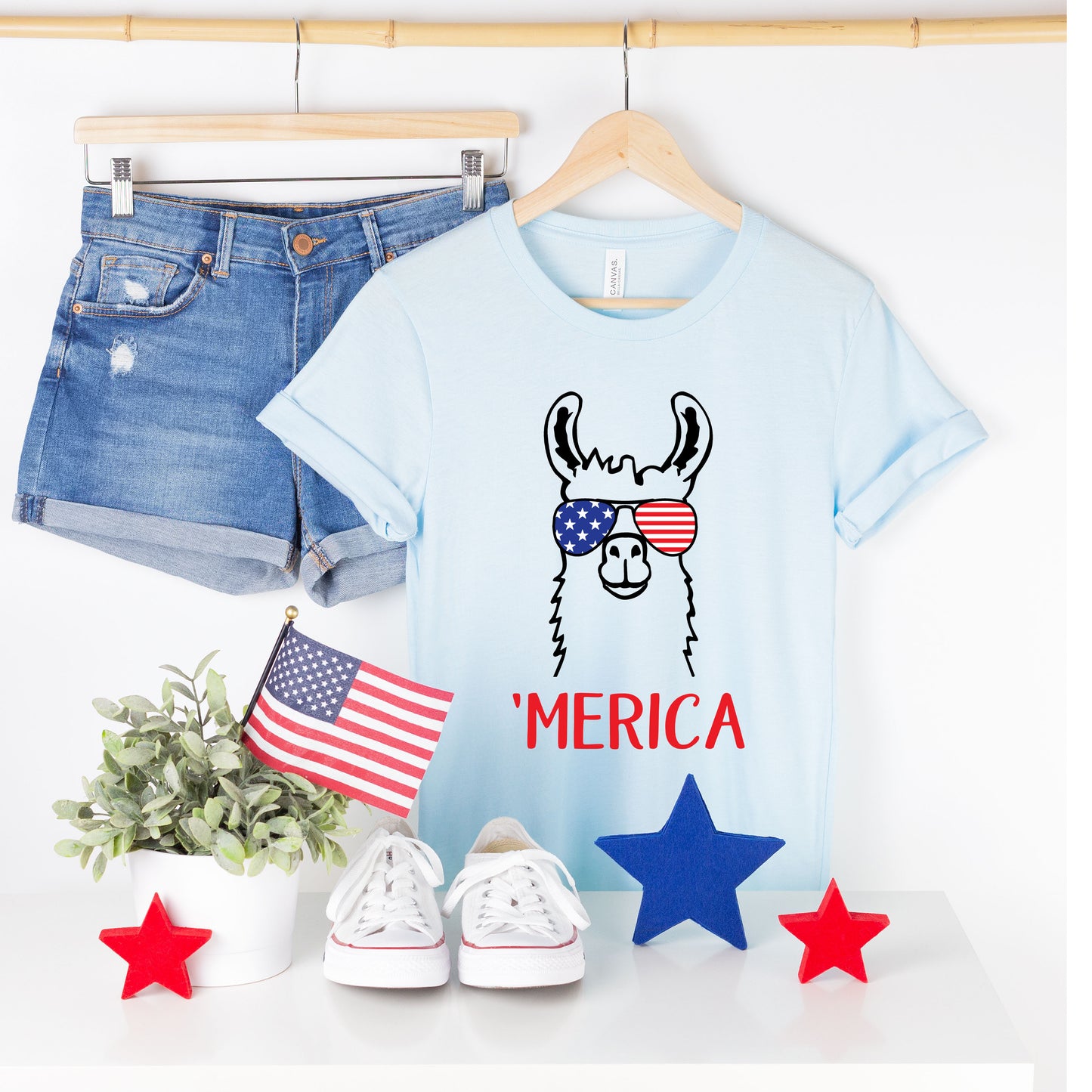 Llama 'Merica | Short Sleeve Graphic Tee