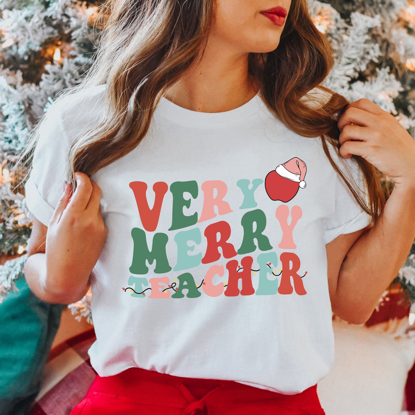 Very Merry Teacher Wavy | Short Sleeve Graphic Tee