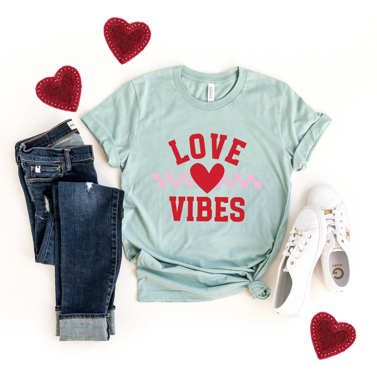 Love Vibes Heart Checkered | Short Sleeve Graphic Tee