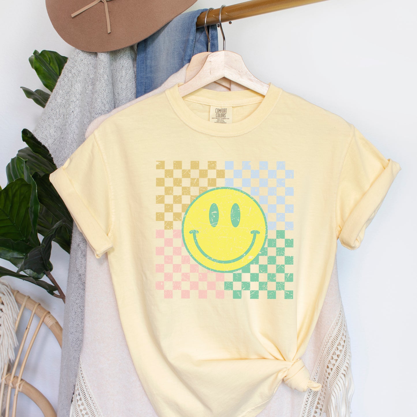 Four Square Smiley Face | Garment Dyed Short Sleeve Tee