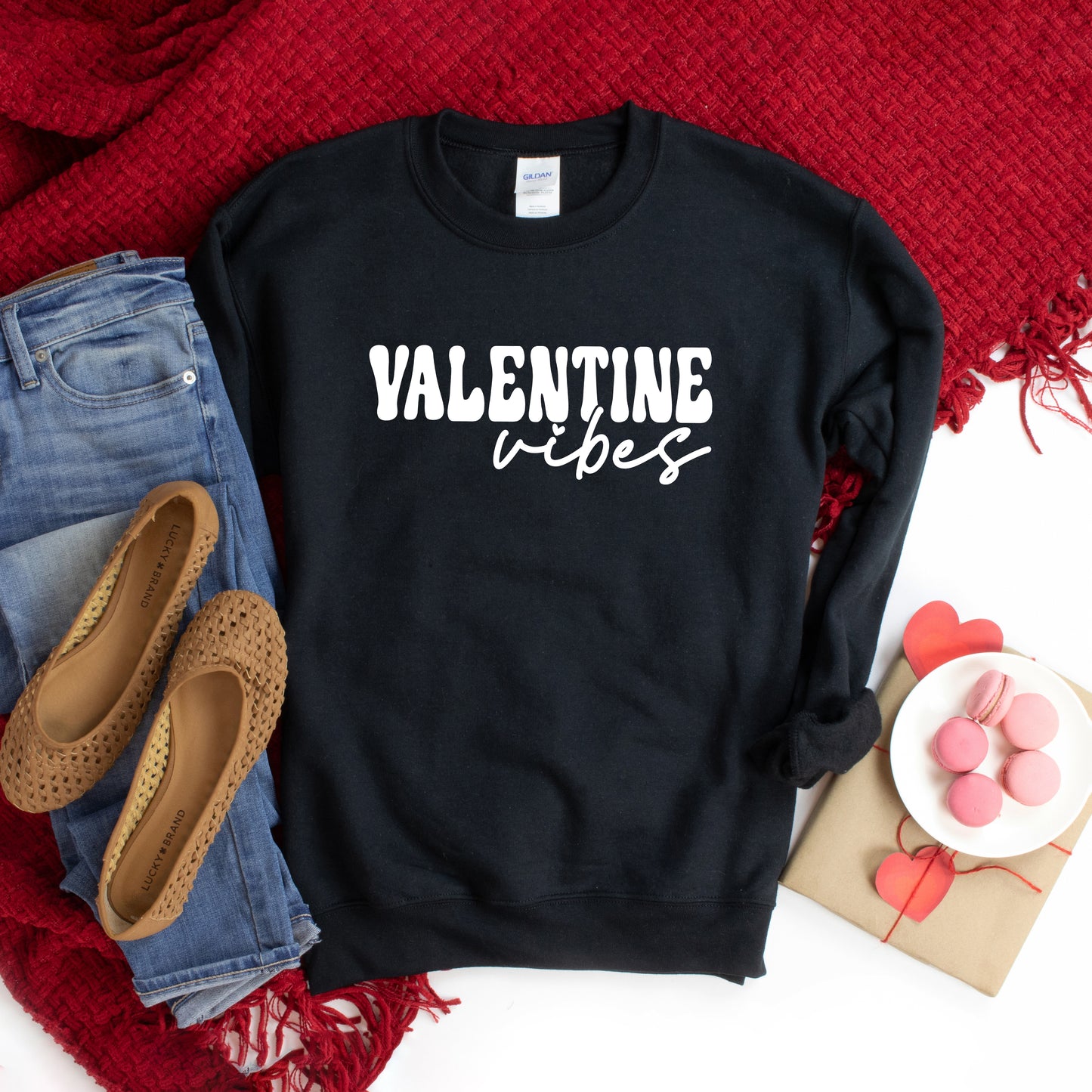 Retro Valentine Vibes | Sweatshirt