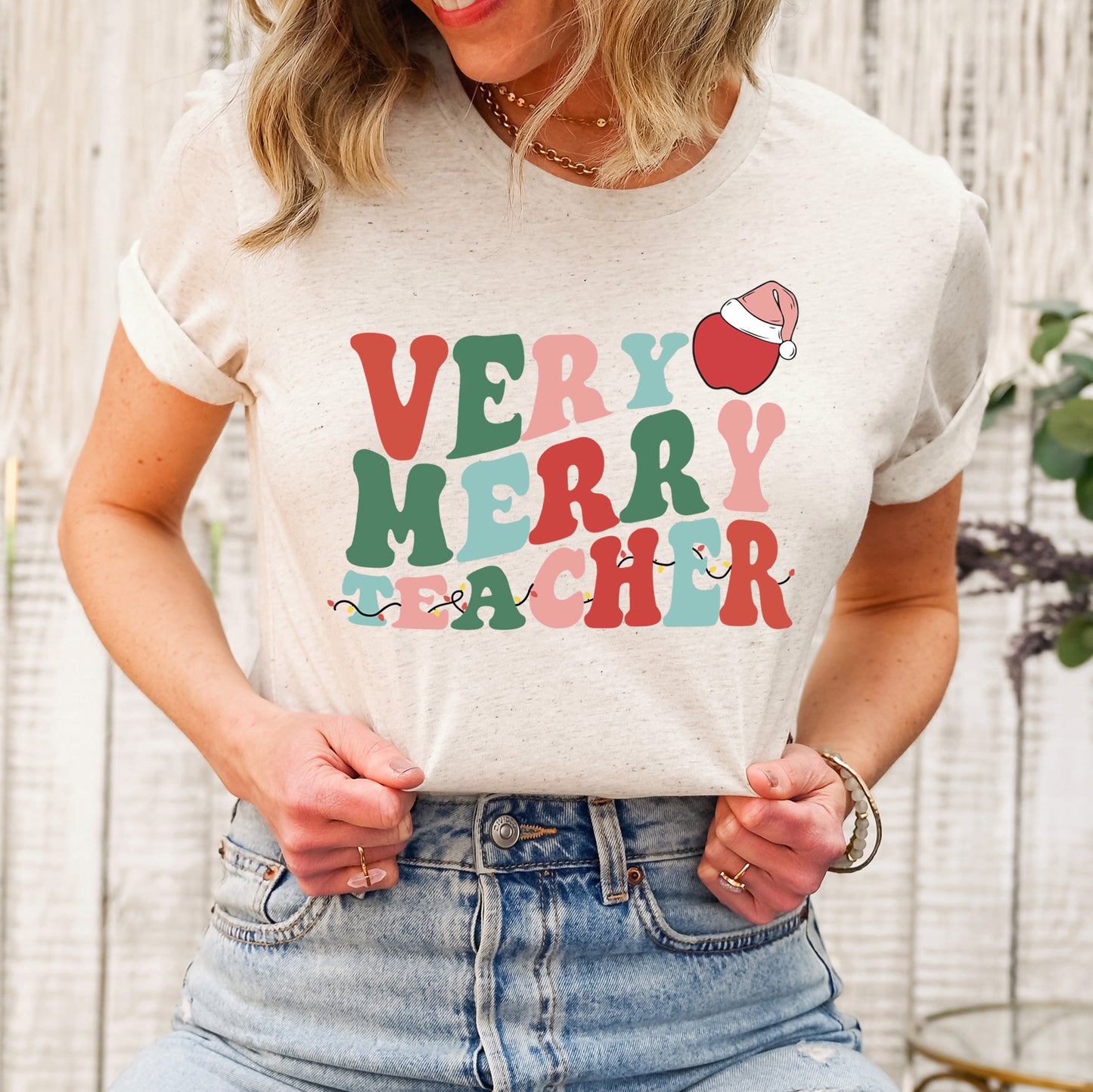 Very Merry Teacher Wavy | Short Sleeve Graphic Tee