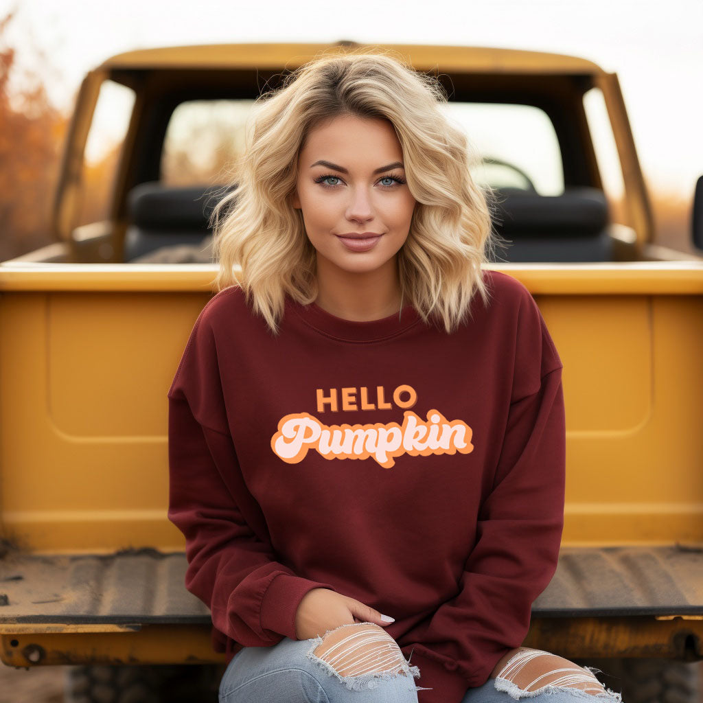 Retro Hello Pumpkin | Sweatshirt