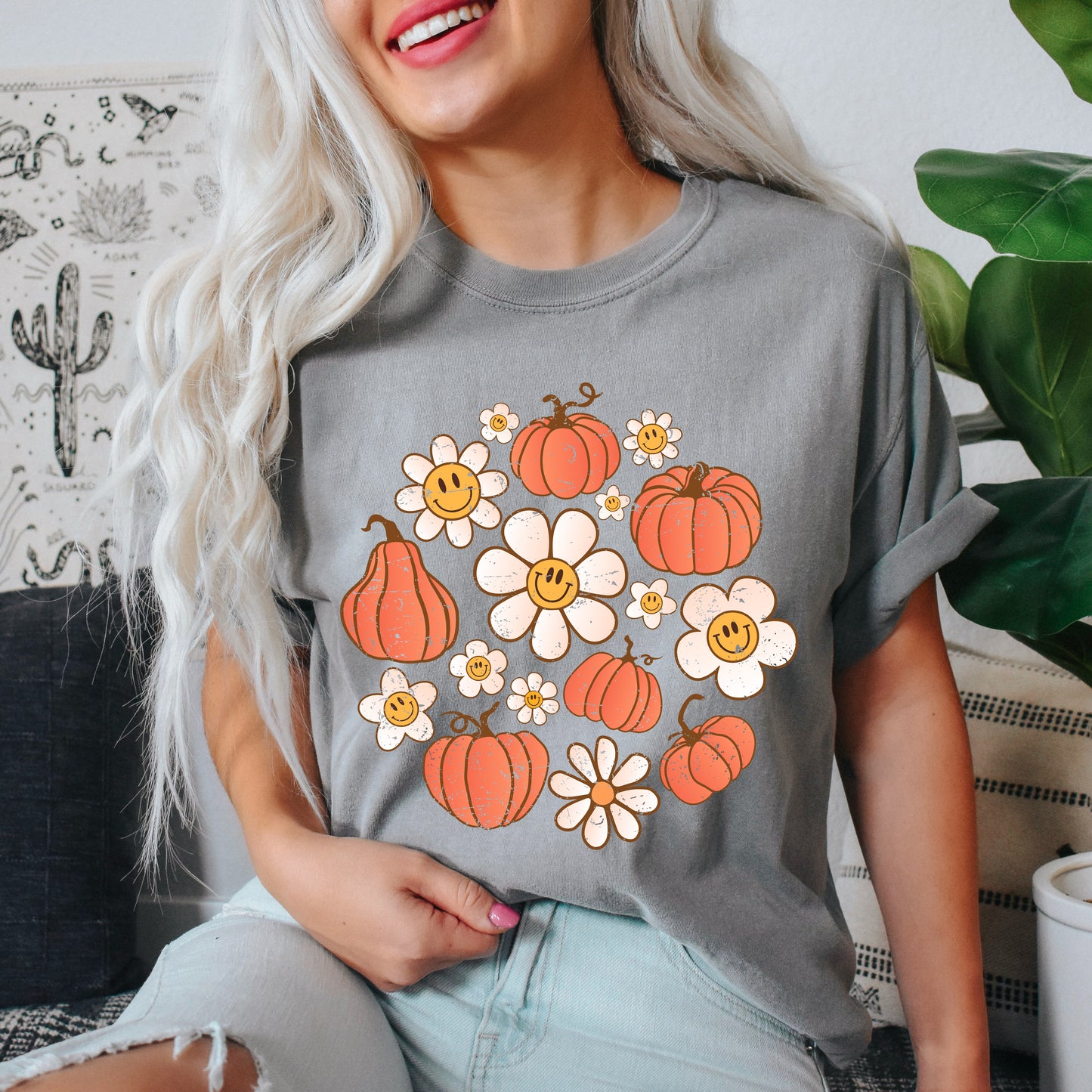 Circle Pumpkin Flowers | Garment Dyed Tee