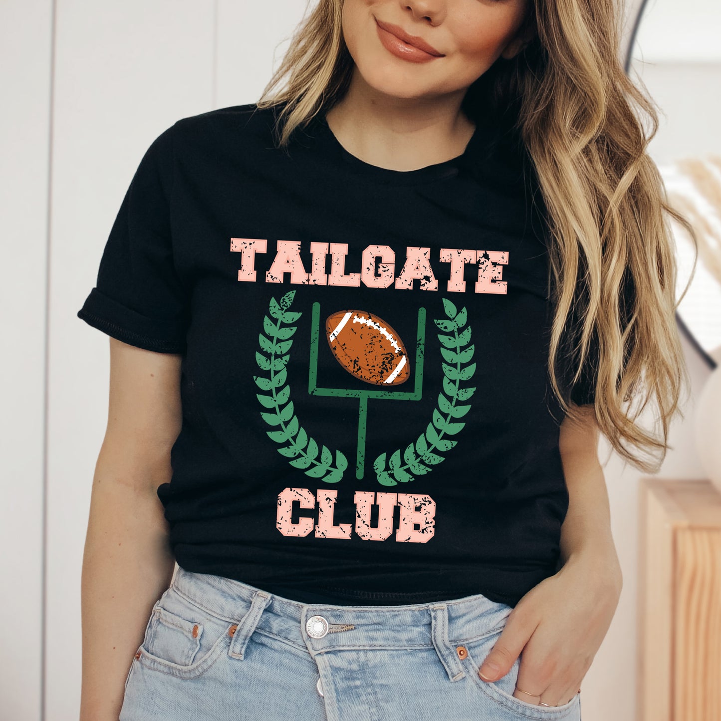 Tailgate Club Colorful | Short Sleeve Graphic Tee