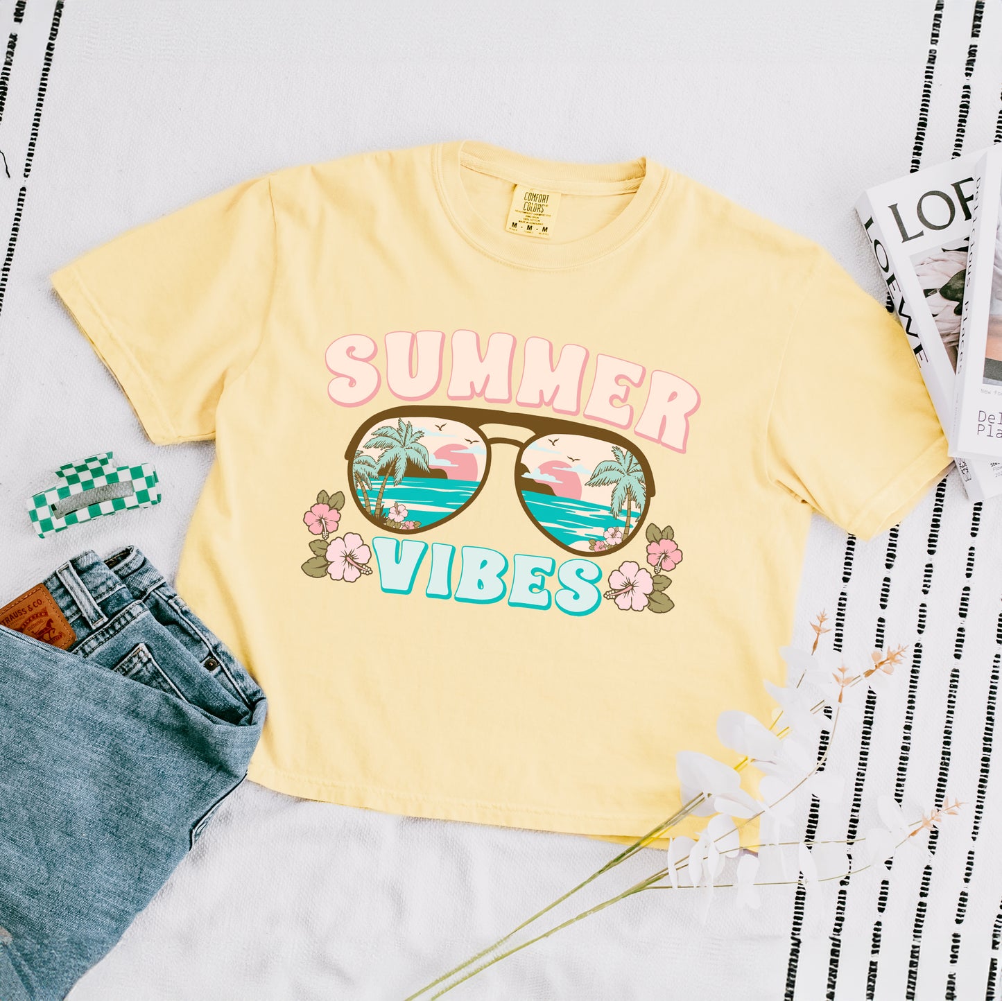 Summer Vibes Beach | Relaxed Fit Cropped Tee