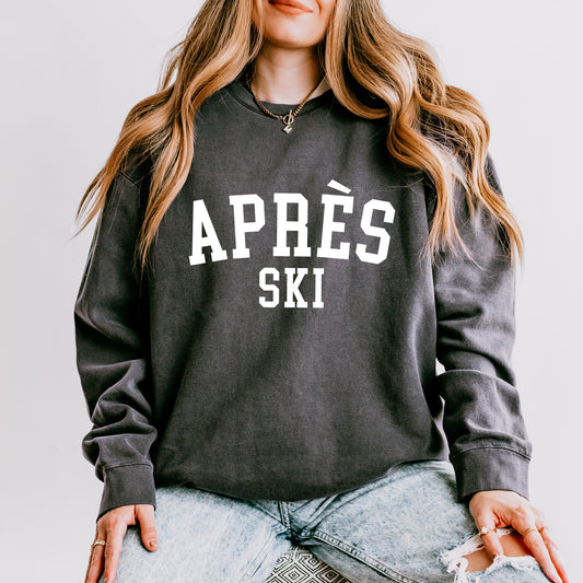 Apres Ski University | Lightweight Garment Dyed Sweatshirt