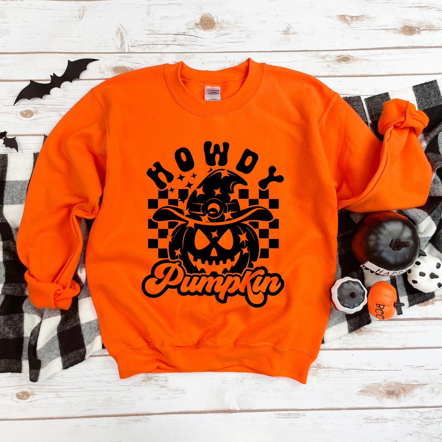 Howdy Pumpkin Checkered | Sweatshirt