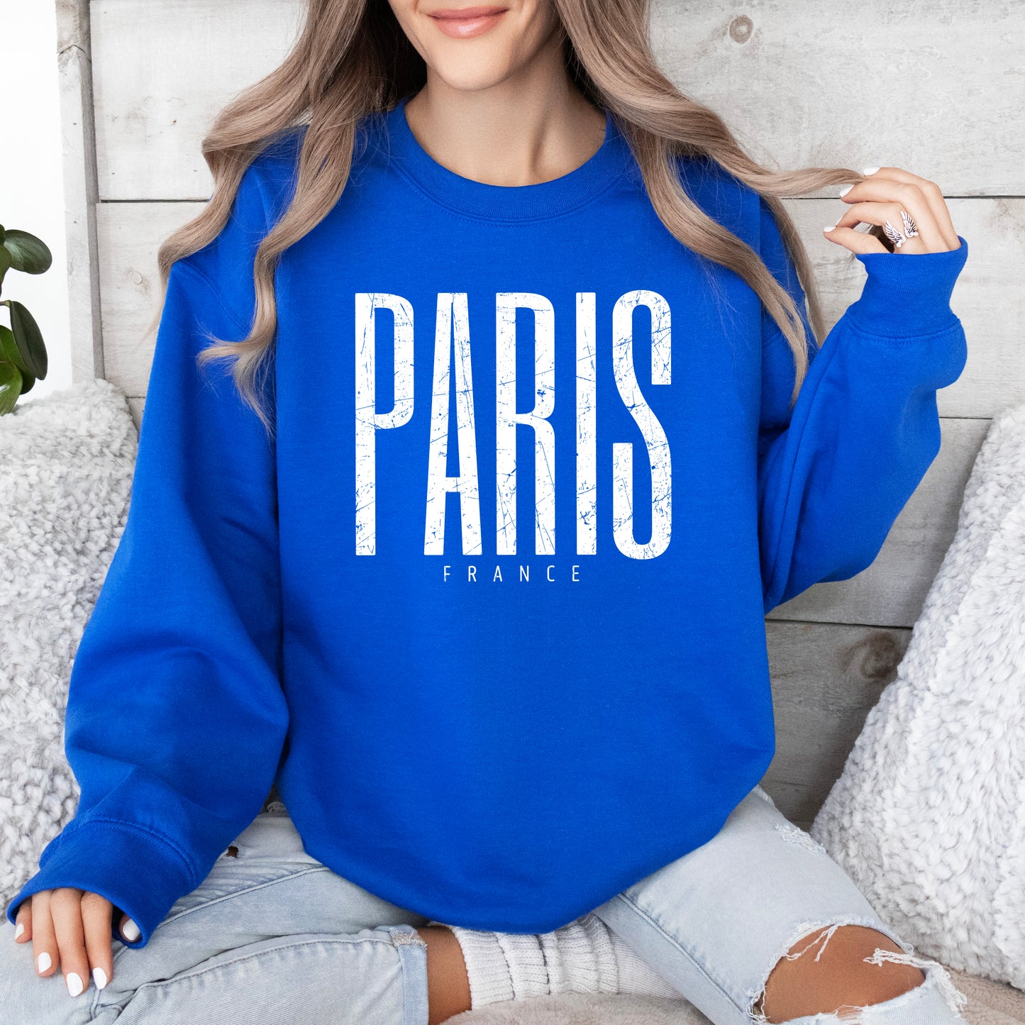 Paris France Distressed | Sweatshirt