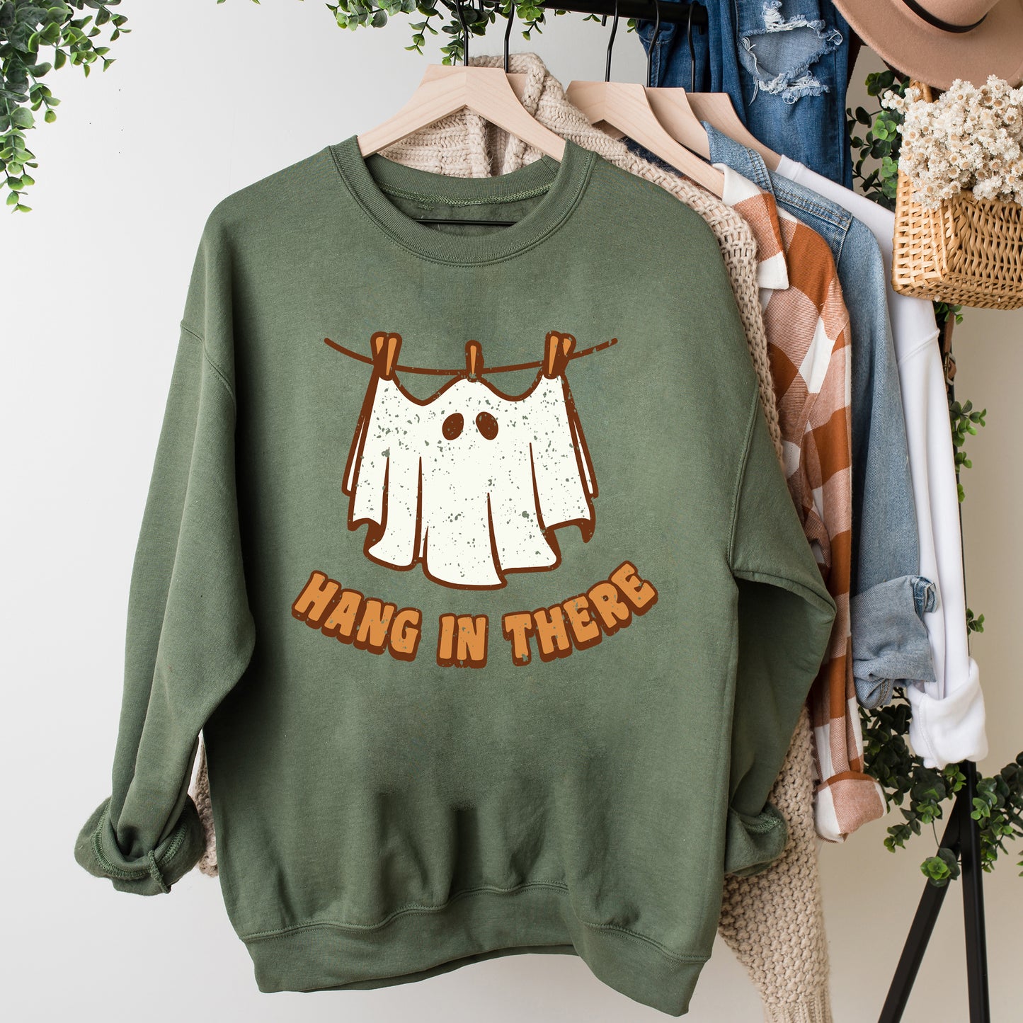 Hang In There Ghost | Sweatshirt