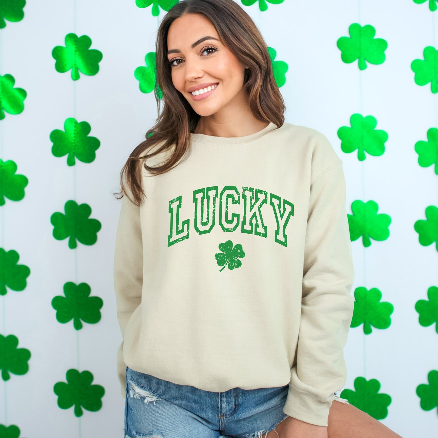 Lucky Clover Distressed | Sweatshirt