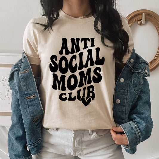 Anti Social Moms Club Heart | Short Sleeve Graphic Tee