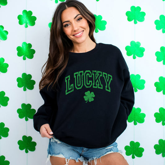 Lucky Clover Distressed | Sweatshirt