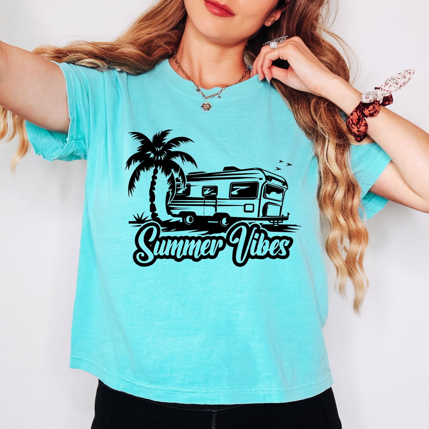 Summer Vibes Camper  | Relaxed Fit Cropped Tee