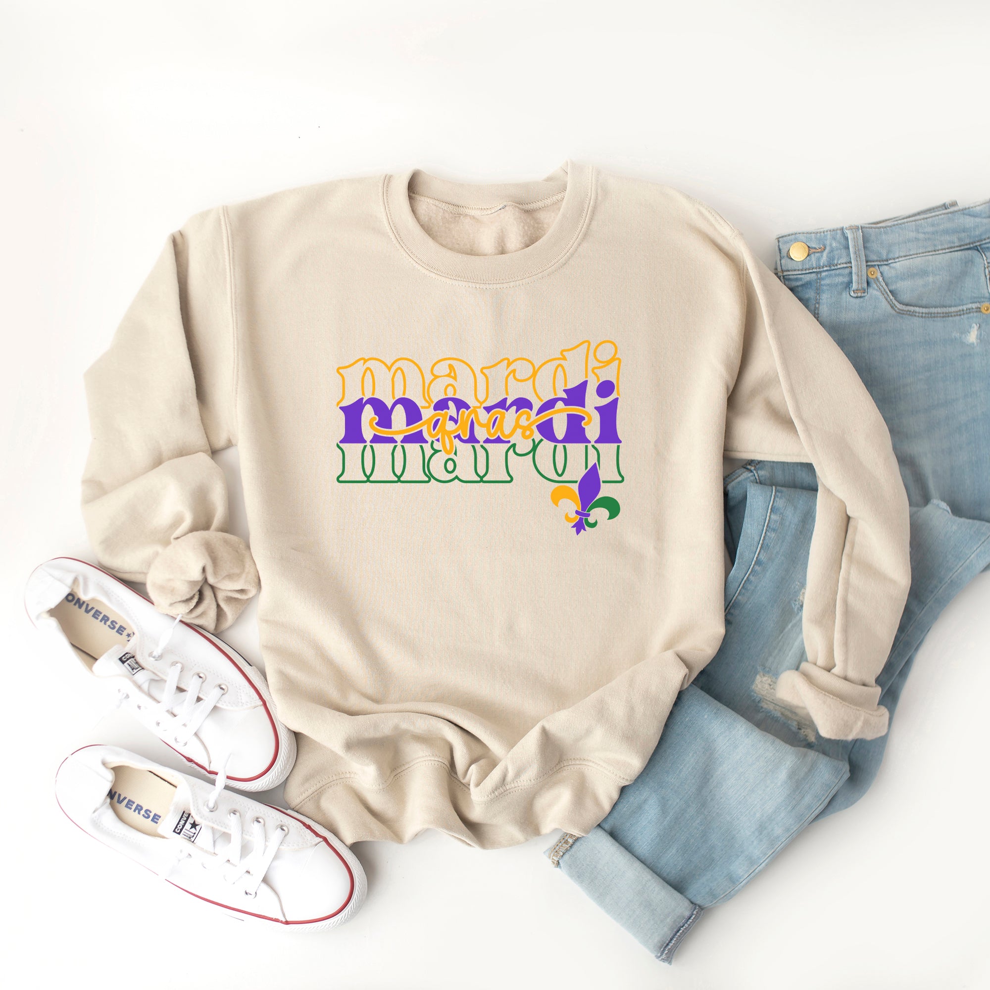 Mardi Stacked Cursive | Market – Sweatshirt Simply Sage