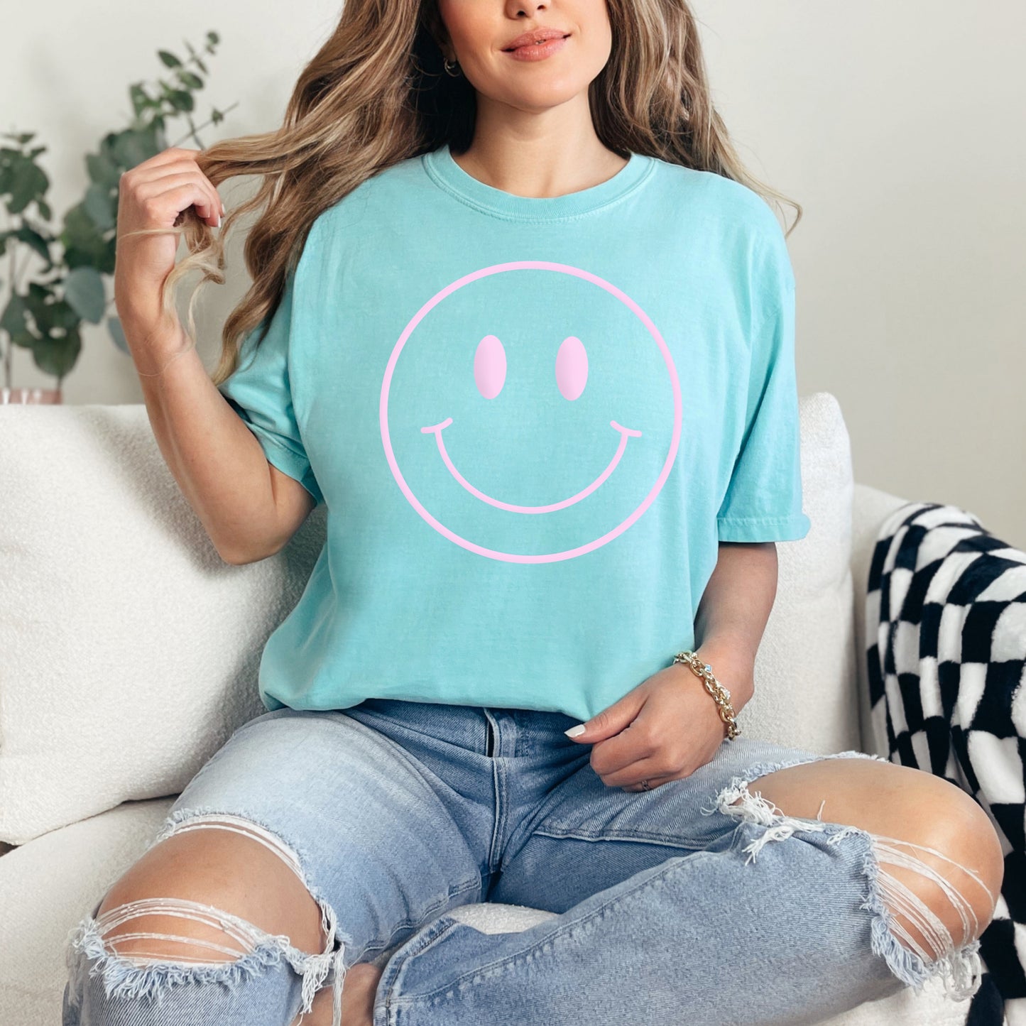 Smiley Face Outline Puff Print | Garment Dyed Short Sleeve Tee