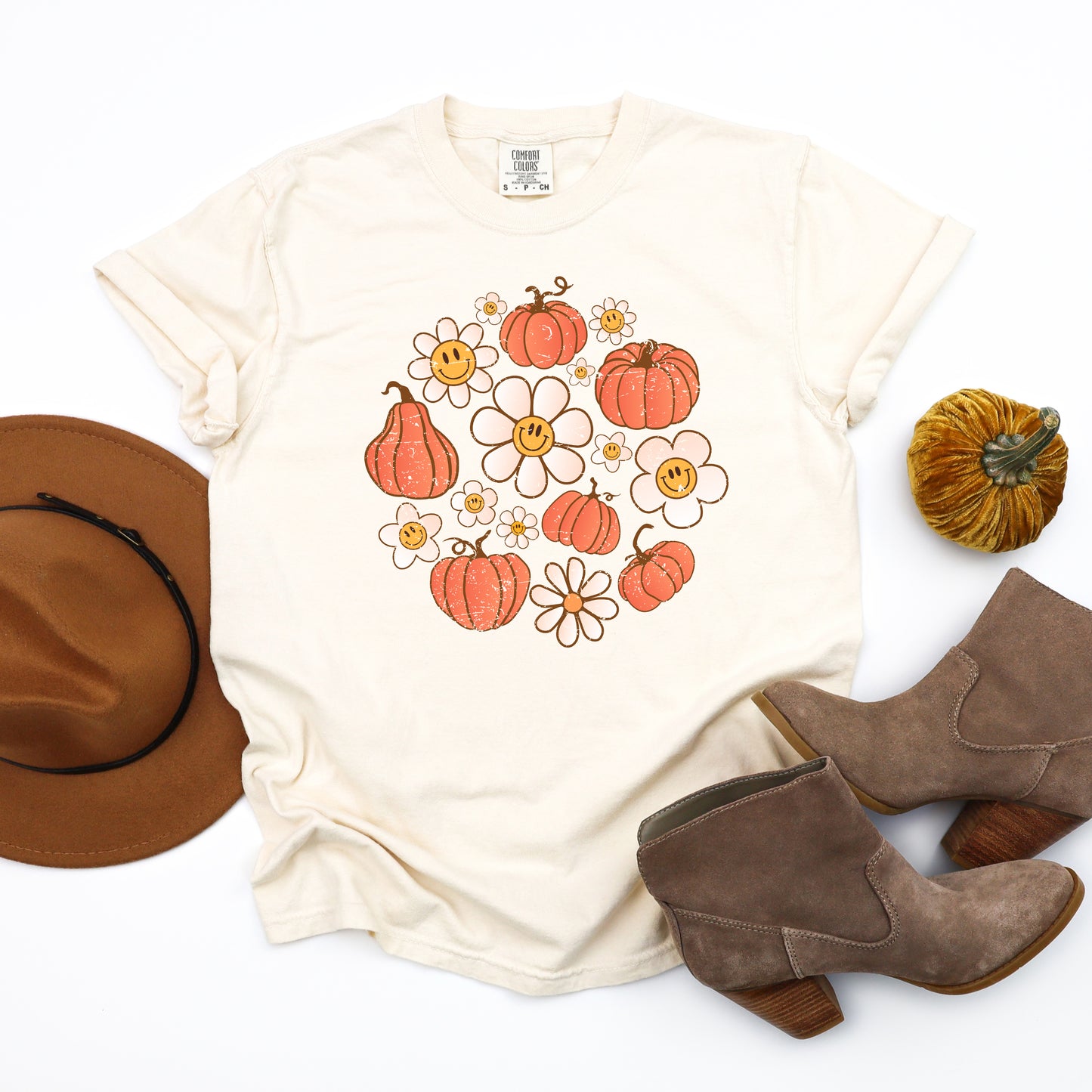 Circle Pumpkin Flowers | Garment Dyed Tee