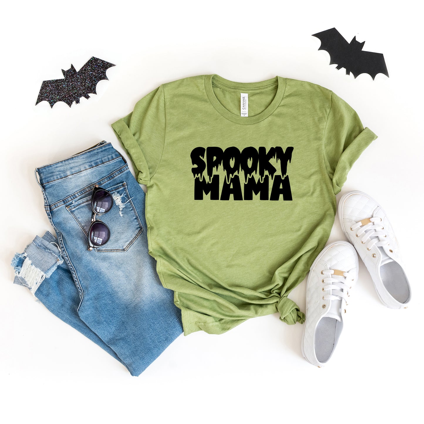 Spooky Mama | Short Sleeve Graphic Tee | Halloween