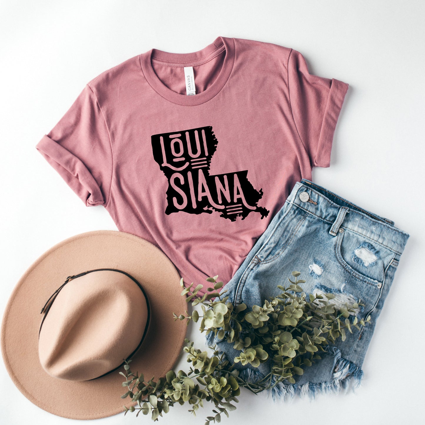 Louisiana Typography | Short Sleeve Graphic Tee