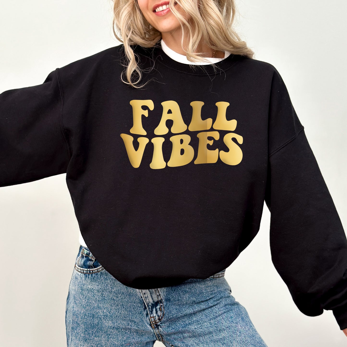 Fall Vibes Retro Puff Print | Sweatshirt