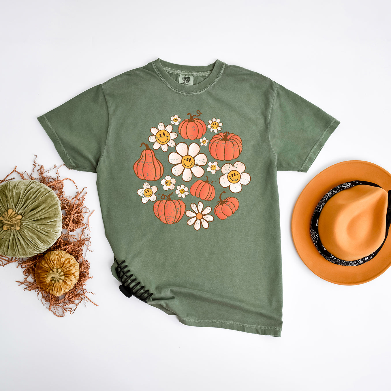 Circle Pumpkin Flowers | Garment Dyed Tee