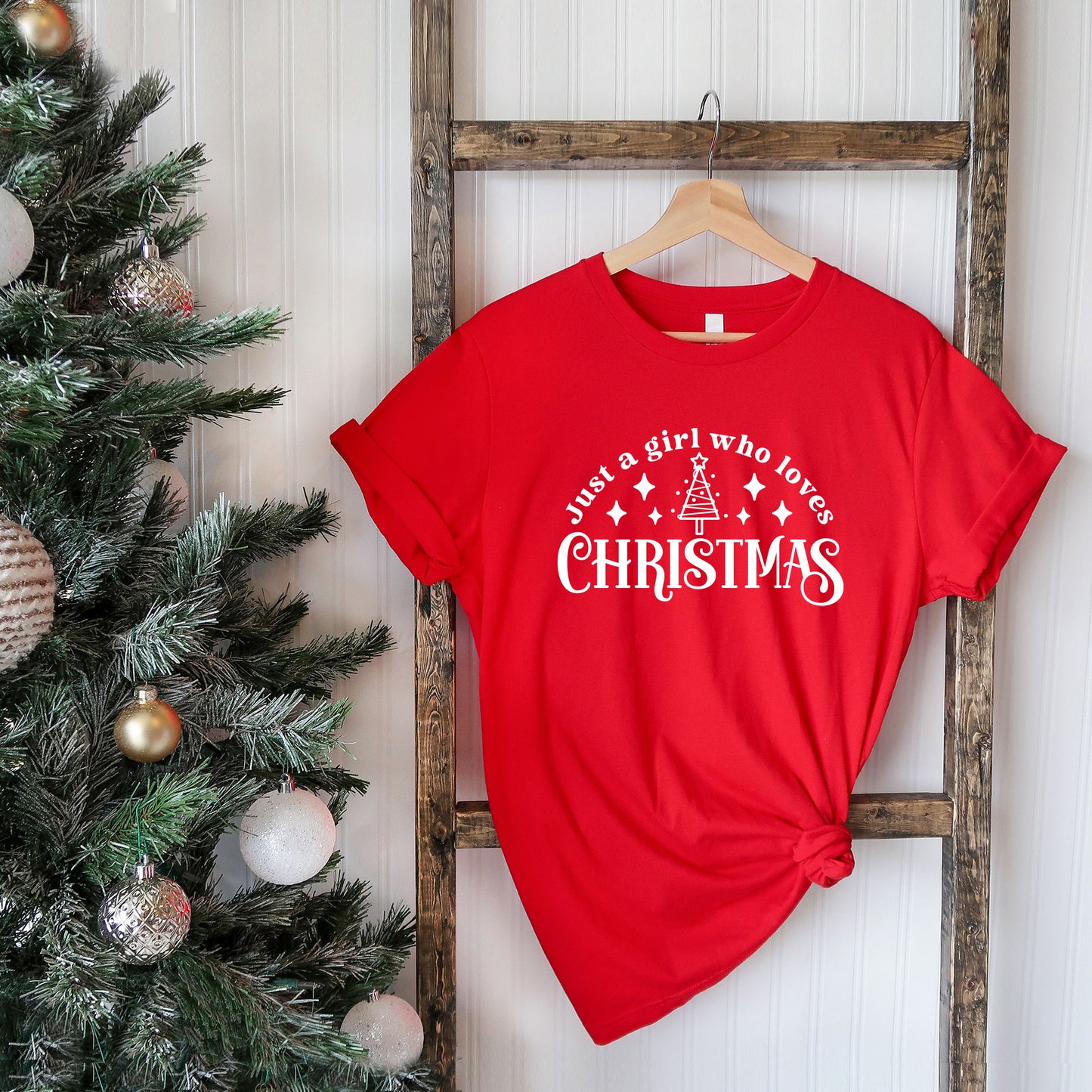 Just A Girl Who Loves Christmas | Short Sleeve Graphic Tee