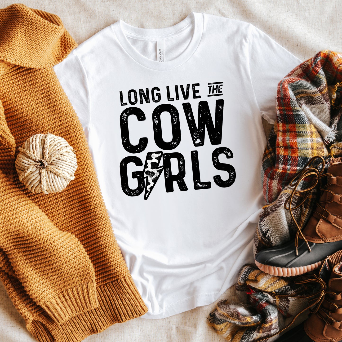 Long Live Cowgirls Lightning Bolt | Short Sleeve Crew Neck