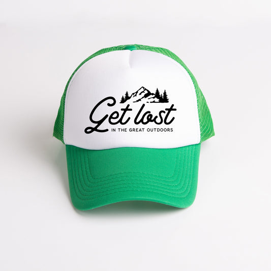 a green and white hat with the words get lost on it