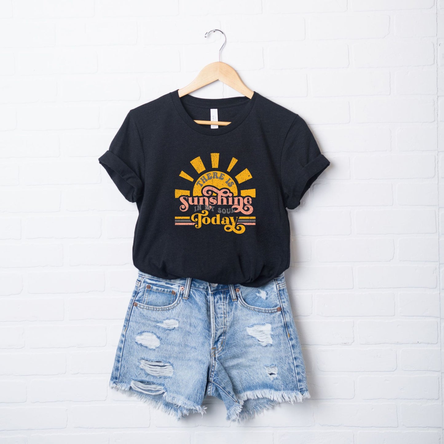 There is Sunshine In My Soul Today | Short Sleeve Graphic Tee