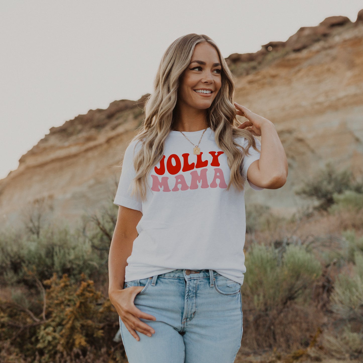 Jolly Mama Wavy | Short Sleeve Graphic Tee